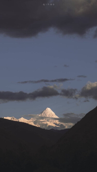 海与山 风和月