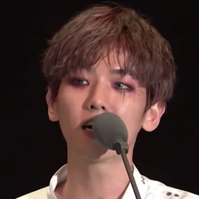 边伯贤。原截乔礼。