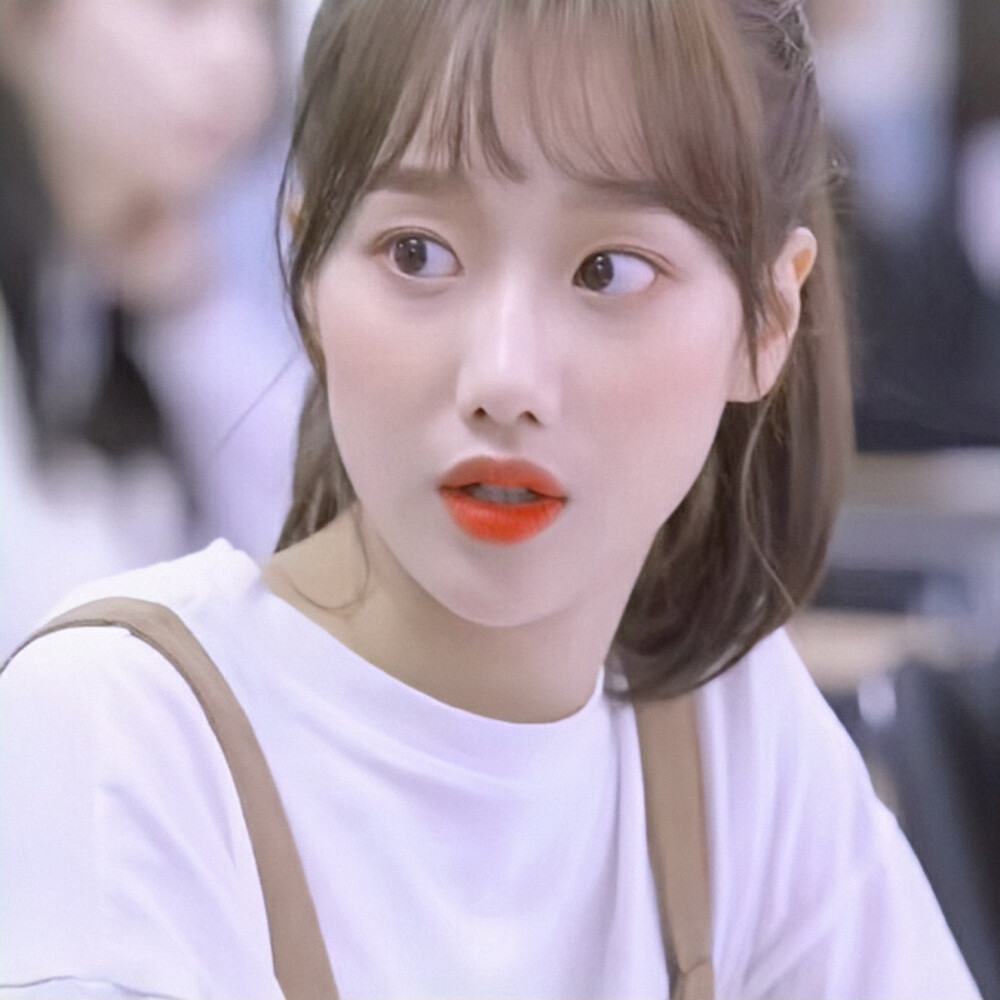 李娜恩头像
©®温夏.