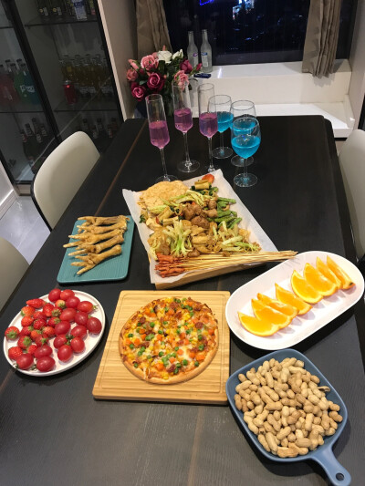一个月一聚