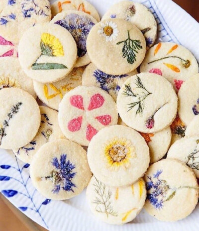 Flower Cookieins:loriastern