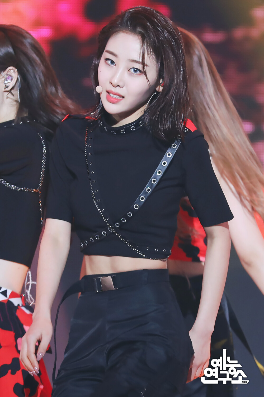 本月少女 河秀映