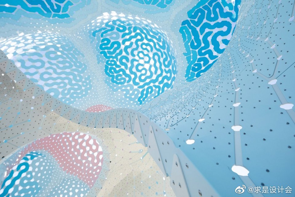 “梦之柱”展览装置，夏洛特市 / MARC FORNES / THEVERYMANY.#求是爱设计#