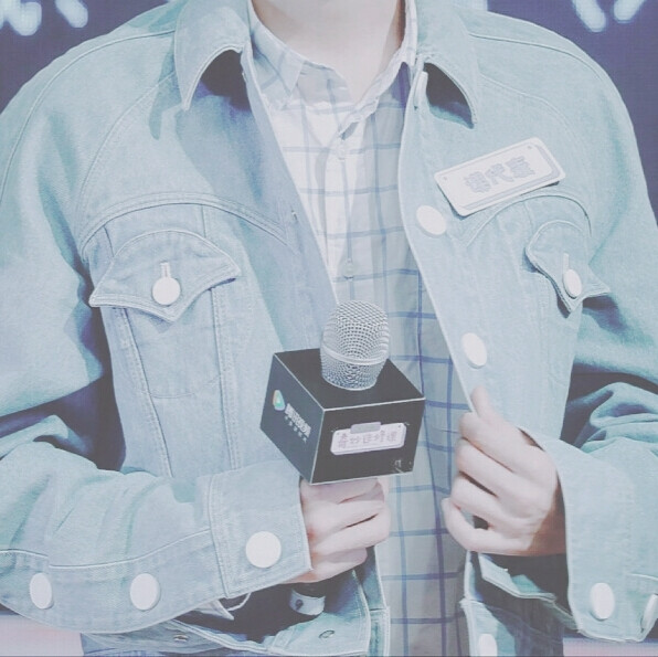 肖战头像by程述。