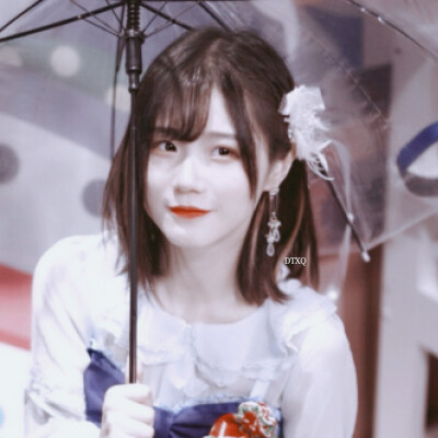 新专辑 多多字词一哈么么哒。
©QQ君君君。