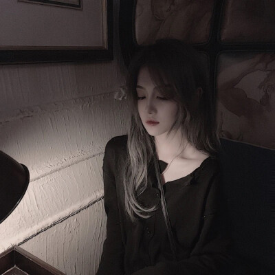 谢谢你长得这么好看还关注我 男头 女头 欧美头像 可爱头像 性感头像 原宿风 个性头像 搞笑头像 姐妹头像 闺蜜头像 情侣头像 不定时更新 笔芯