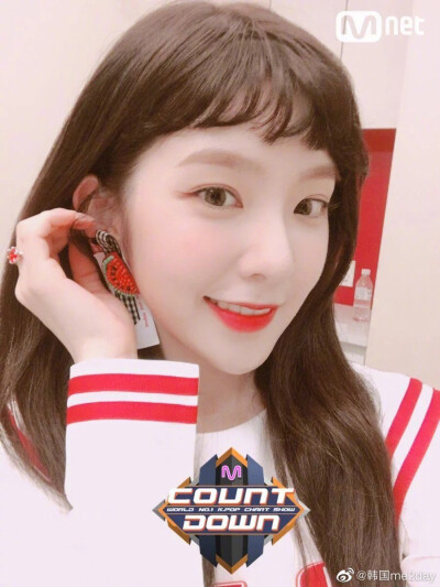 red velvet Irene
via weibo 