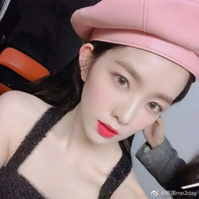 red velvet Irene
via weibo 