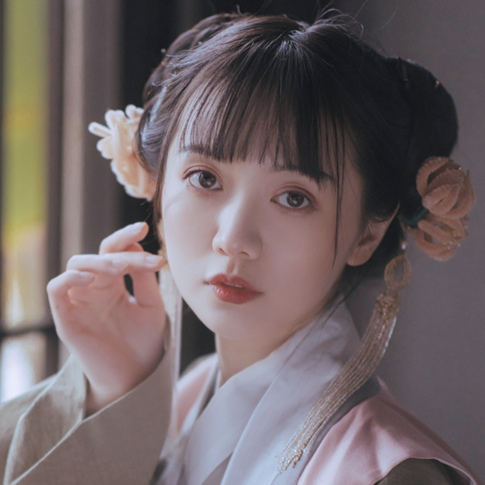 红尘万丈,我只为渡你而来. 秦软玉の自截 古风头像/汉服女头