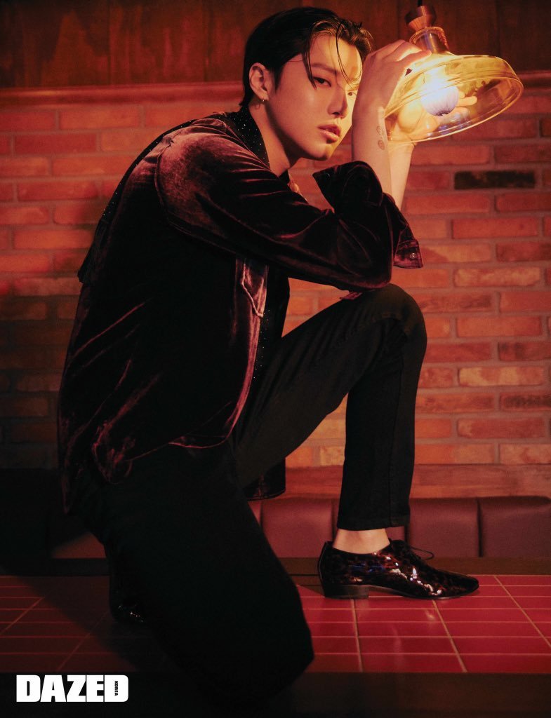 200224 DAZED korea更新#曹承衍#相关：
woodz在春天再次与曹承衍见面，正常的生活，而不是平常的生活。
