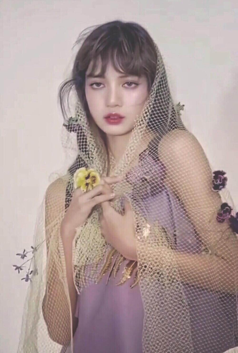 lalisa manoban ☪ 甜豆莎 cr.微博