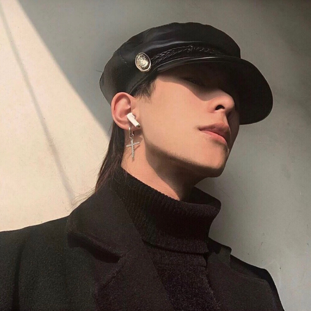 男头
二传注明堆糖 诗梦瑶