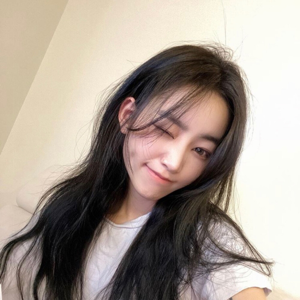 女头头像潮图ins自截女生头像文案短句