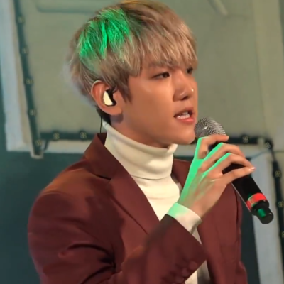 边伯贤。原截乔礼。