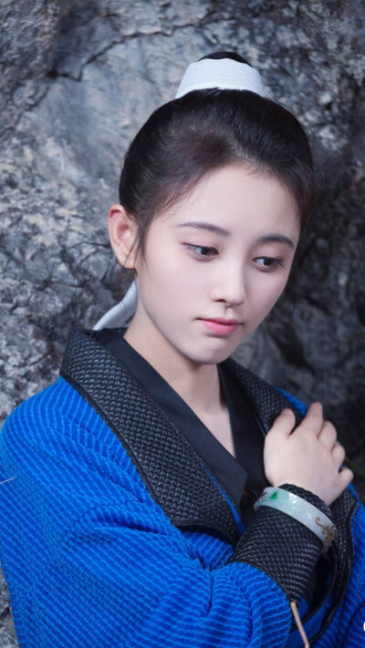 鞠婧祎韩芸汐壁纸