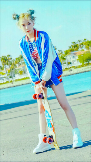 沉默，像一朵傍晚的云☁️