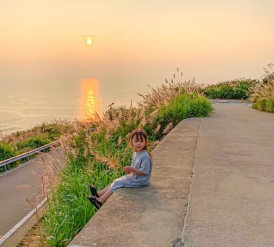  和佳昕一起看夕阳吗，超美的