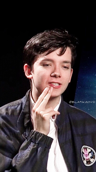 Asa Butterfield 