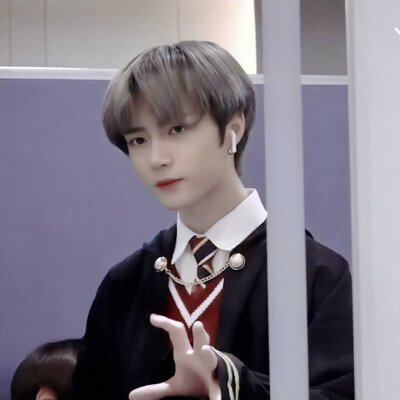 日月星辰之外，你是第四种难得。
TXT 崔范奎