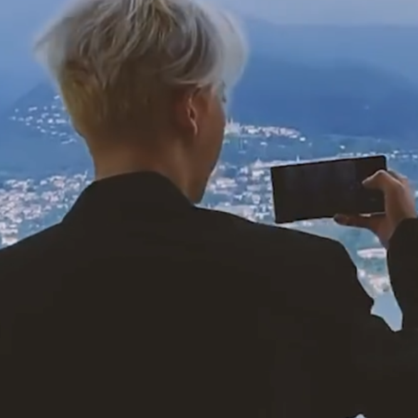 朴灿烈。原截乔礼。