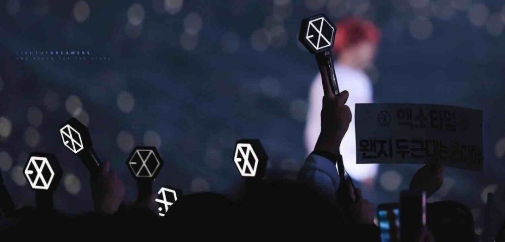 EXO