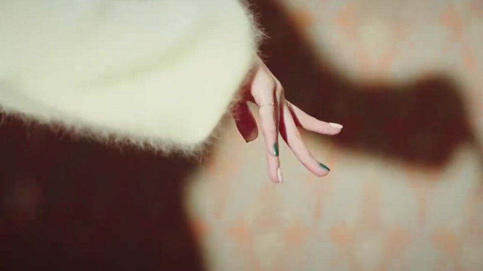 ●橙光素材
●场景：人物（手）