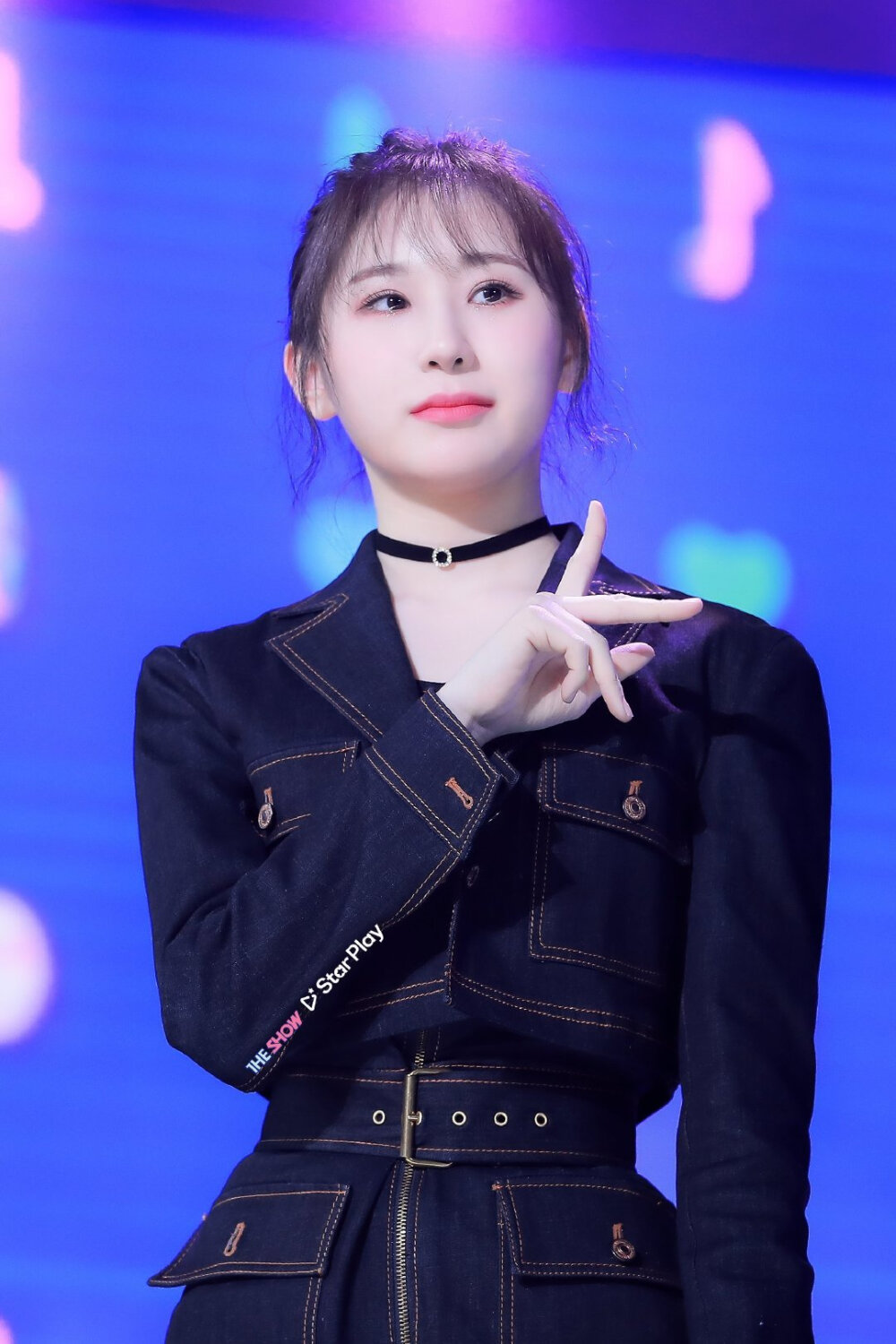 张元英 宫脇咲良 曹柔理 崔睿娜 安宥真 矢吹奈子 权恩妃 姜惠元 本田