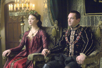 THE TUDORS
QUEEN ANNE BOLEYN OF ENGLAND
都铎王朝/安妮博林