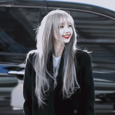 Lisa BLACKPINK