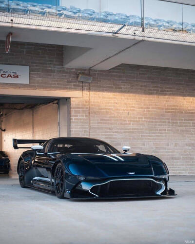 Aston Martin Vulcan