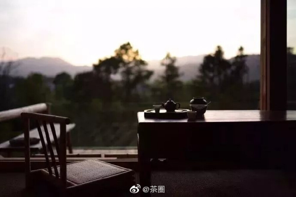 “ 淡中有味茶偏好，清茗一杯情更真… ” ​​​