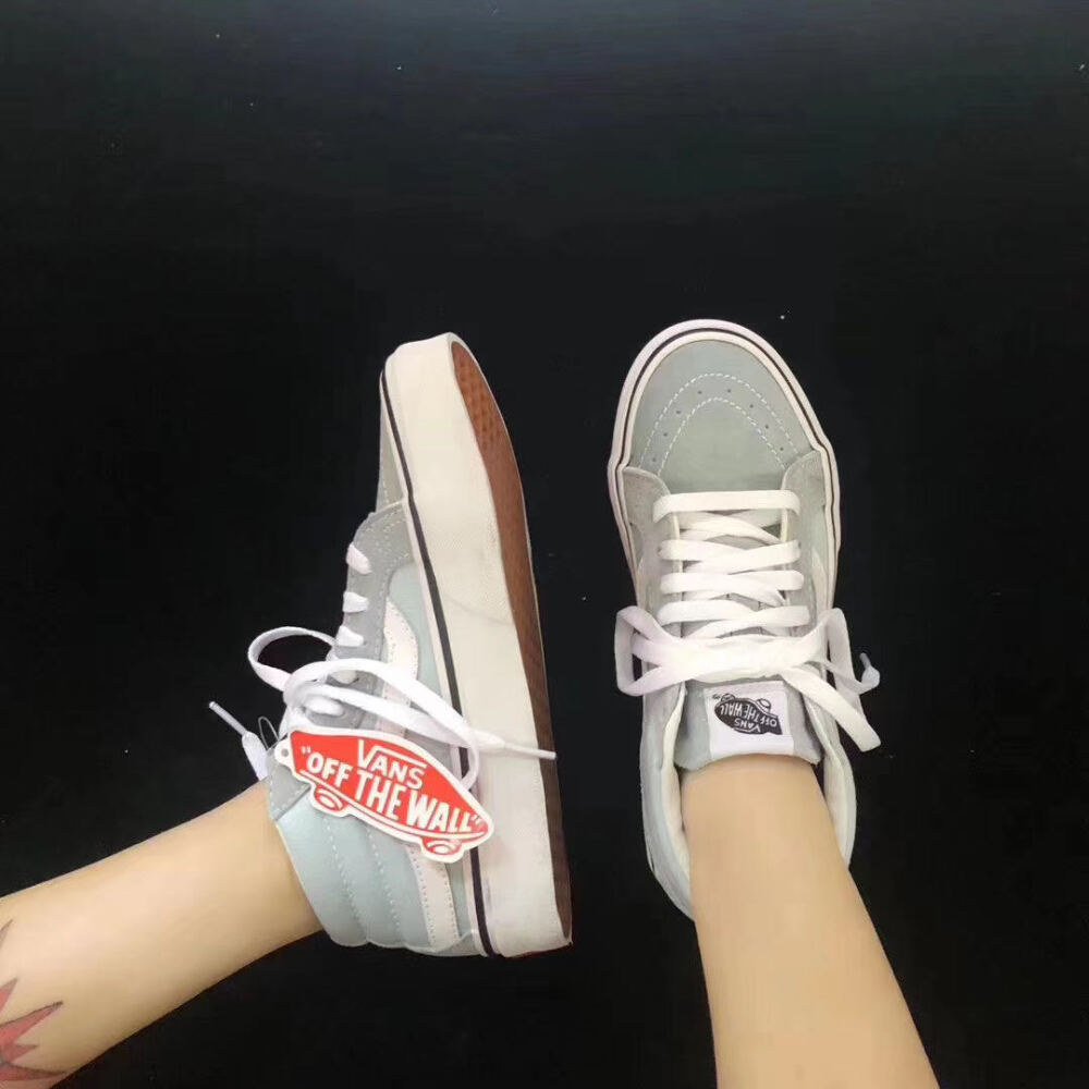 Vans 天蓝色mid
尺码咨询 现货秒发