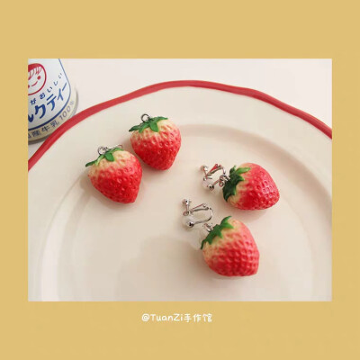 吃一颗草莓/日系立体草莓水果925银耳环可爱甜美软妹少女食物耳夹