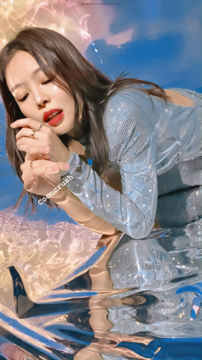 JENNIE jennie 金智妮（无水印饭制图-来自微博 原图出自lisa为jennie拍摄）［补充］
BLACKPINK blackpink jennie jisoo lisa rosé
2020《Vogue》