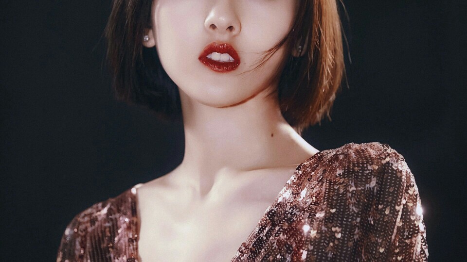 女主素材//朴夏贤
禁二改