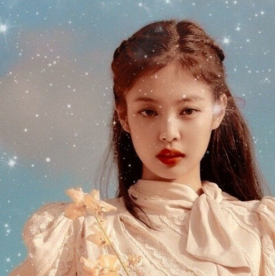 JENNIE jennie 金智妮‘煎妮天使
总在疑问如此美丽的公主来自哪里原来是遥远时代的神族
（无水印饭制修图 自截 -来自微博）
[BLACKPINK - BLACKPINK'S 2020 WELCOMING COLLECTION PREVIEW IMAGE]
blackpink - jennie…