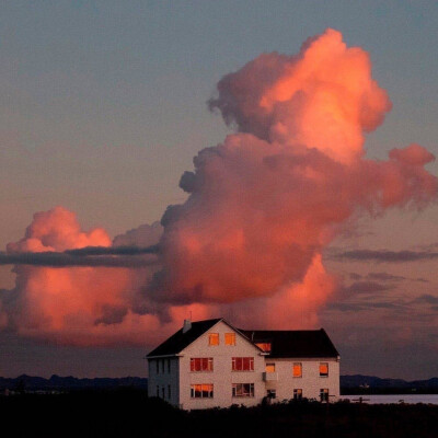 ins 微信背景
女孩子天生就要和浪漫划等号(^▽^)o