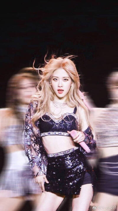 ROSÉ rose朴彩英‘澳洲野玫瑰 罗捷女士
-BLACKPINK（直拍饭制修图）
190413 美国coachella（科切拉）音乐节 Week 1
绝美舞台神图专场