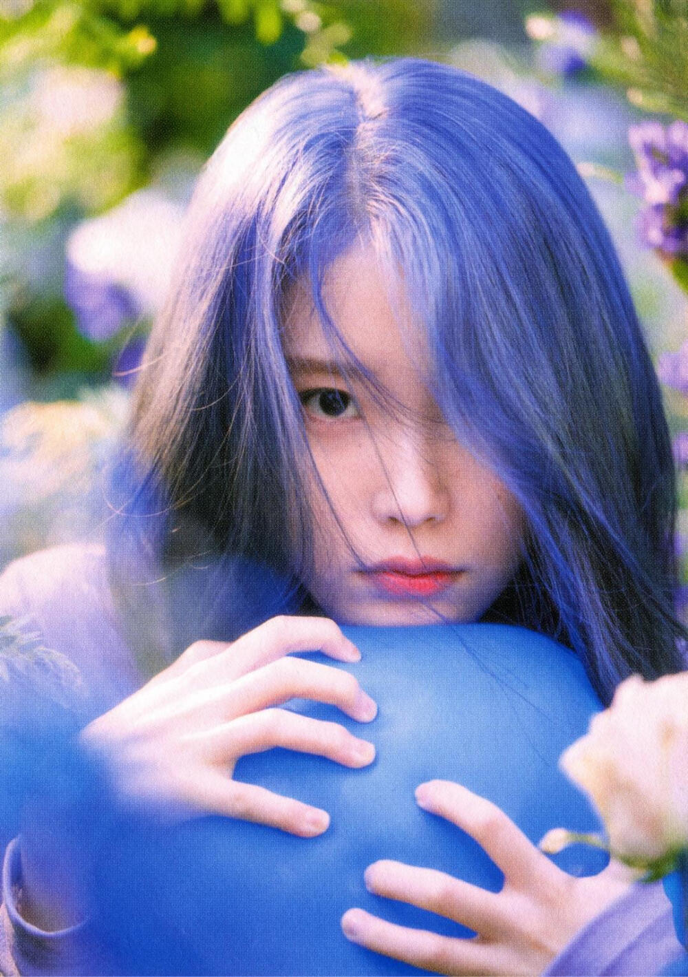 IU