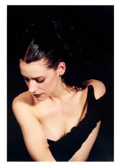 帕姬·布鲁斯特
Paget Brewster