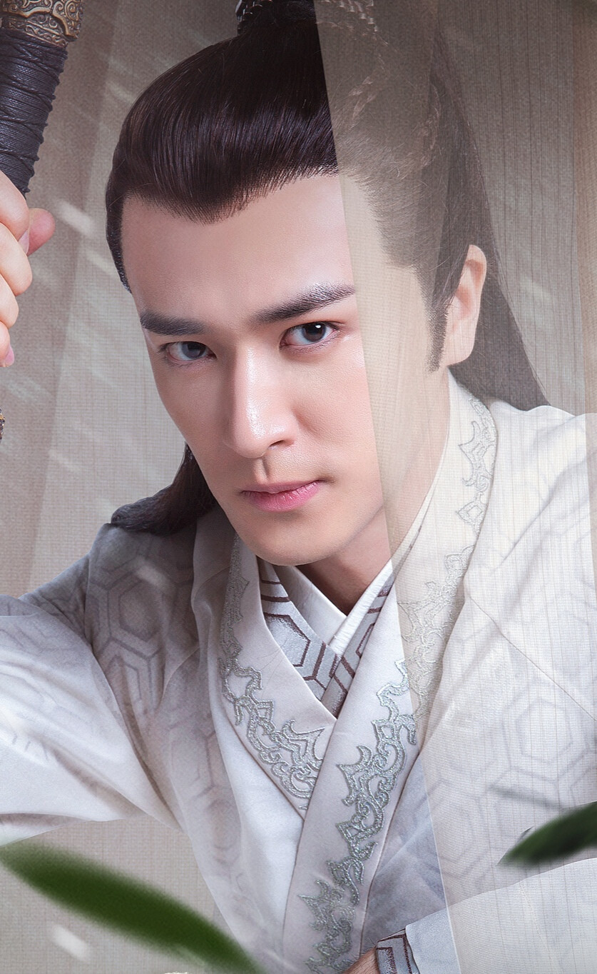 《锦衣之下》谢霄