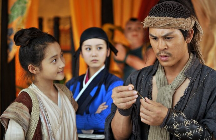 怪侠一枝梅
关晓彤 饰 柴嫣
释行宇 饰 柴胡