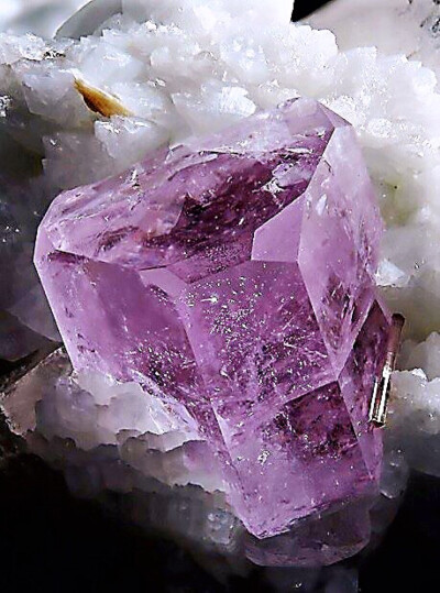 产自 意大利 的 摩根石 Morganite - Toscana, Italia ​​​