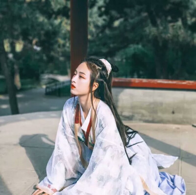 闺蜜古风头像 ❤️（图源网络侵者V删 ）