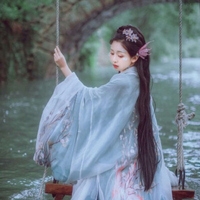 闺蜜古风头像 ❤️（图源网络侵者V删 ）