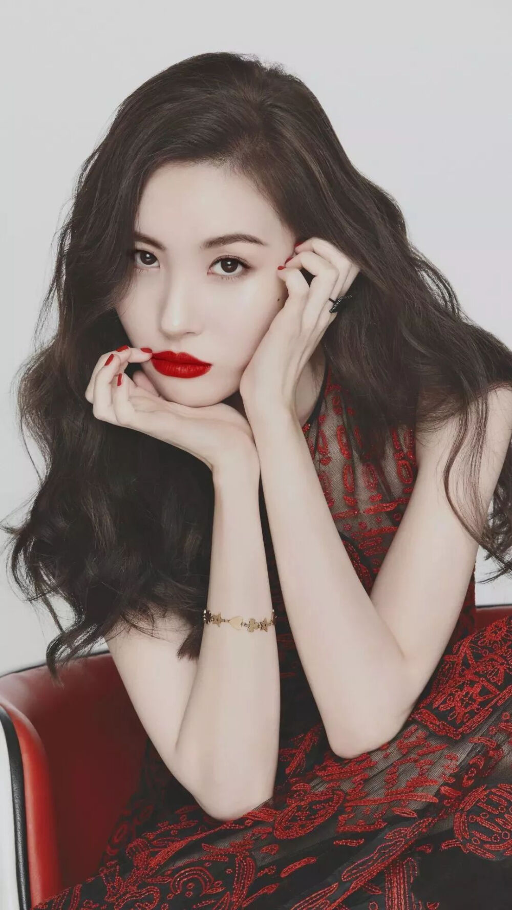 SUNMI 李宣美
??