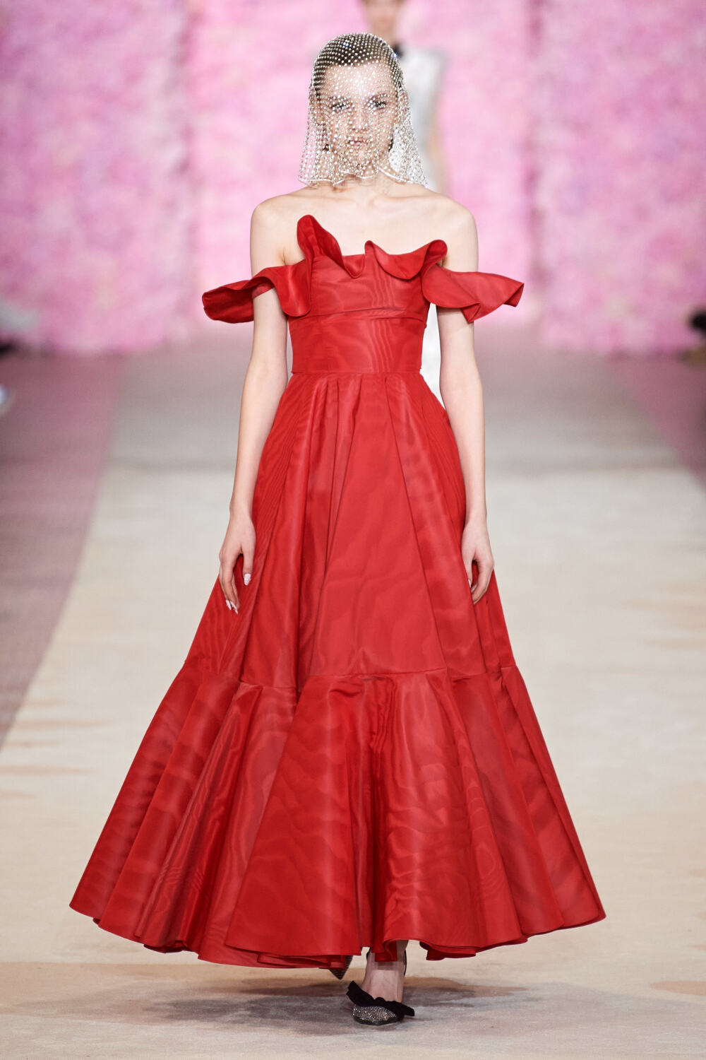 Giambattista Valli Fall 2020 Ready-to-Wear