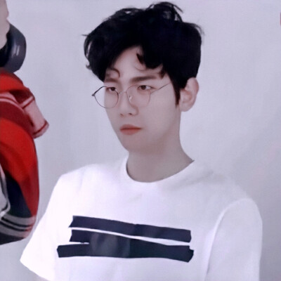 －边伯贤头像
@金多多