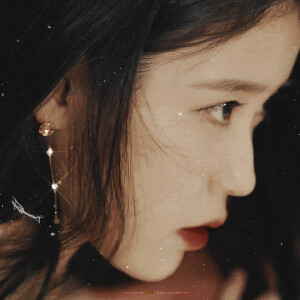 IU