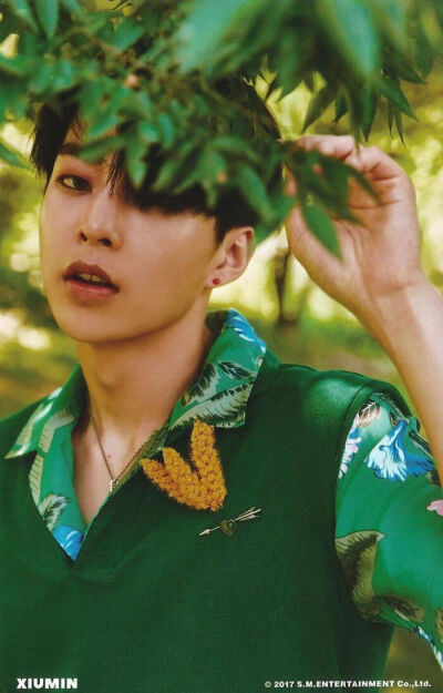 夏天气息的xiumin❤️